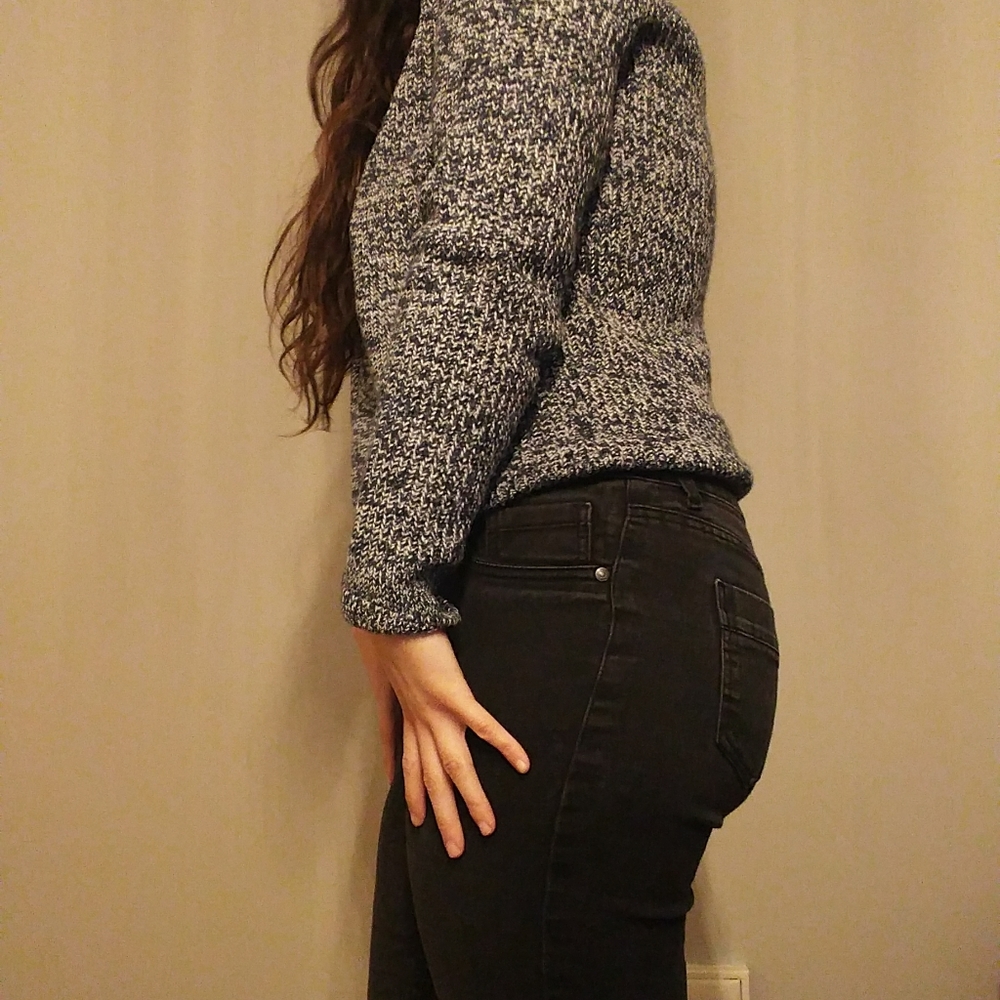 Knit sweater